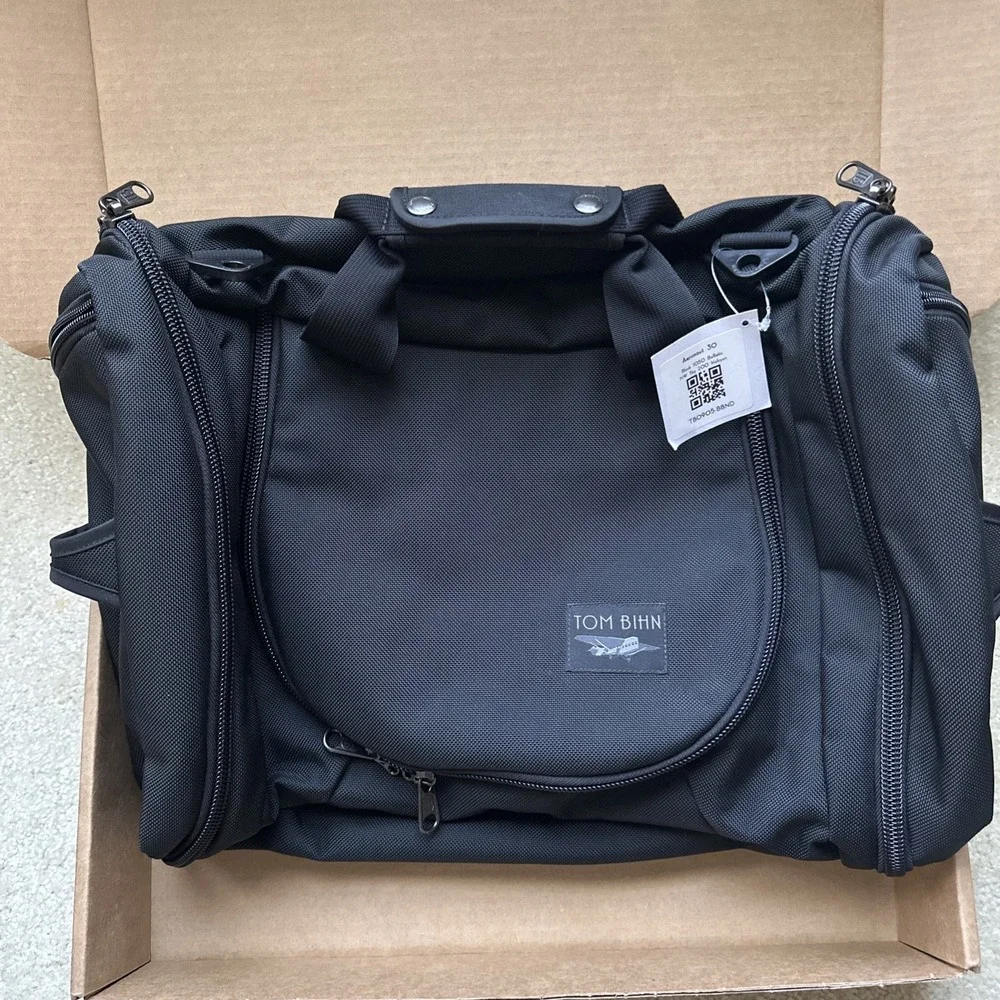 TOM BIHN Aeronaut 30 Black 1050 Ballistic Northwest Sky 200 Halcyon NWT Made USA